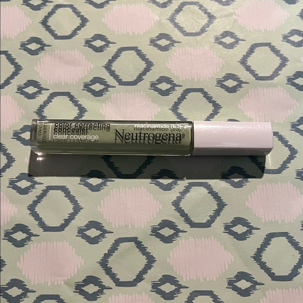 Nutrogena (green) Clear Coverage